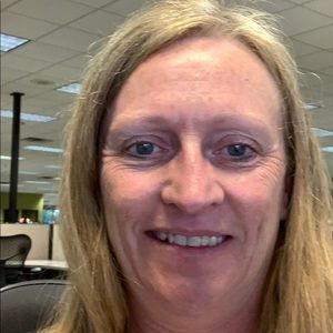 Meet your Posher, Loretta